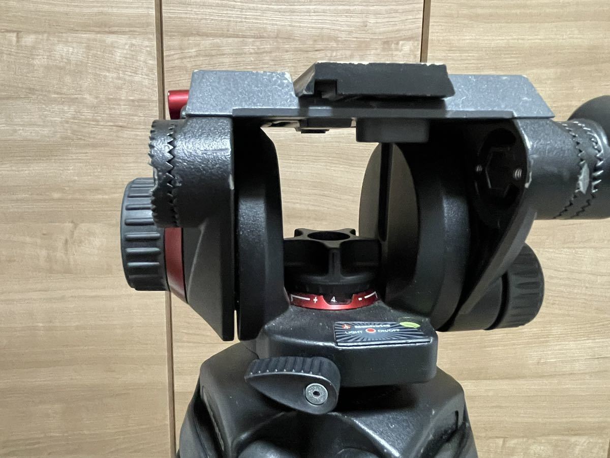 Manfrotto 504HD ヘッド、脚 ケース付き_画像4