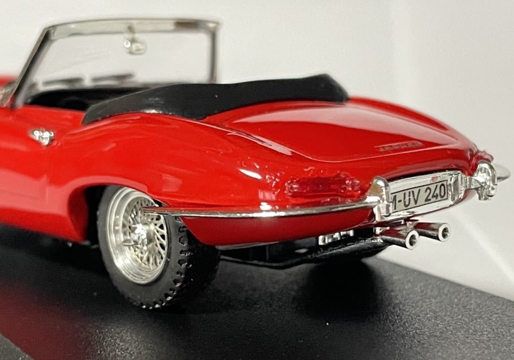 特注! JAGUAR E-TYPE Spyder 1961 Rosso!