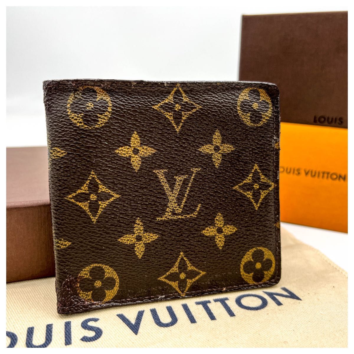 ルイヴィトン LOUIS VUITTON  モノグラム財布 二つ折り　レディース　メンズ