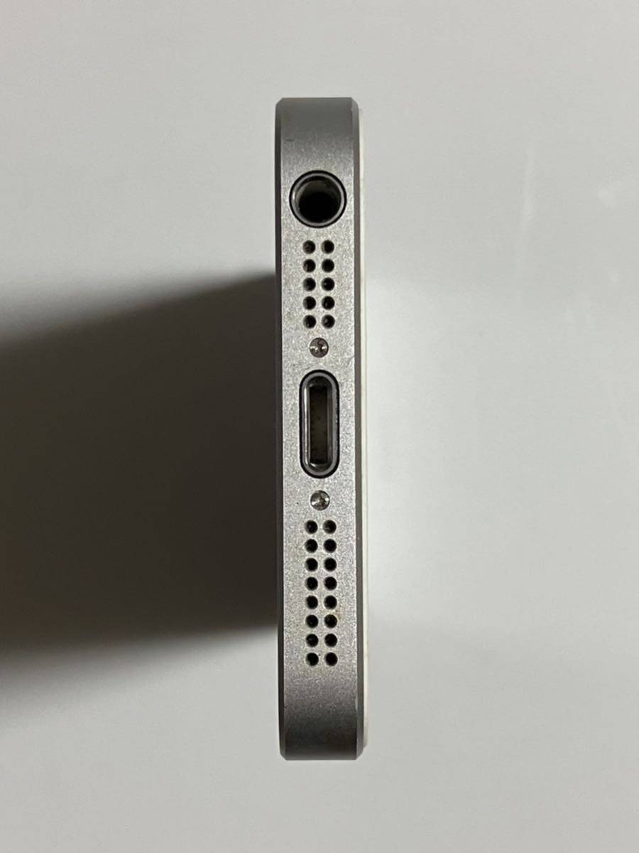 SIMフリー iPhone SE 64GB 100% 第一世代 シルバー iPhoneSE SIMフリー iPhone SE 64GB 100% 第一世代 シルバー iPhoneSE