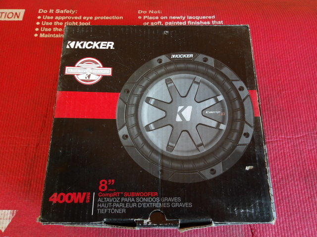 KICKER Kicker 40CWRT82 subwoofer 