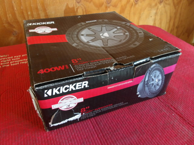 KICKER Kicker 40CWRT82 subwoofer 