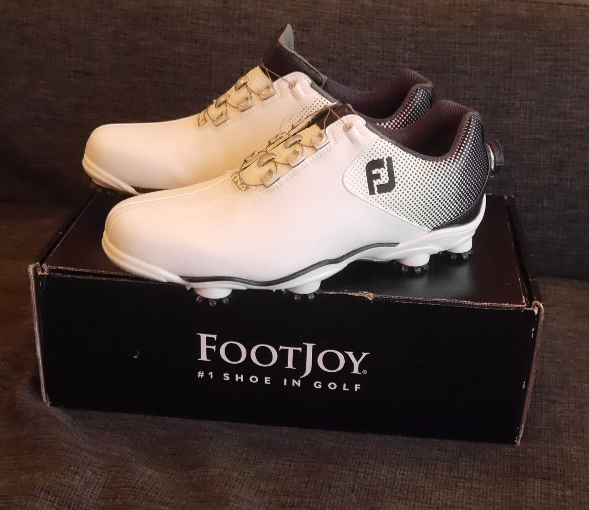 未使用新品フットジョイFoot Joyゴルフシューズ26cmダイヤル式53332JゴルフスパイクDNAゴルフ靴GolfスパイクFootJoy