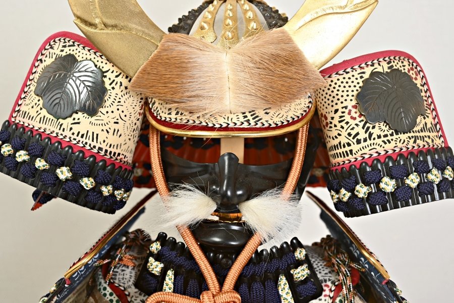 GL1701◇大越忠保 作 五月人形 藤堂高虎公 鎧兜 甲冑 鎧櫃付◇鎧 GL1701◇大越忠保 作 五月人形 藤堂高虎公 鎧兜 甲冑 鎧櫃付◇鎧