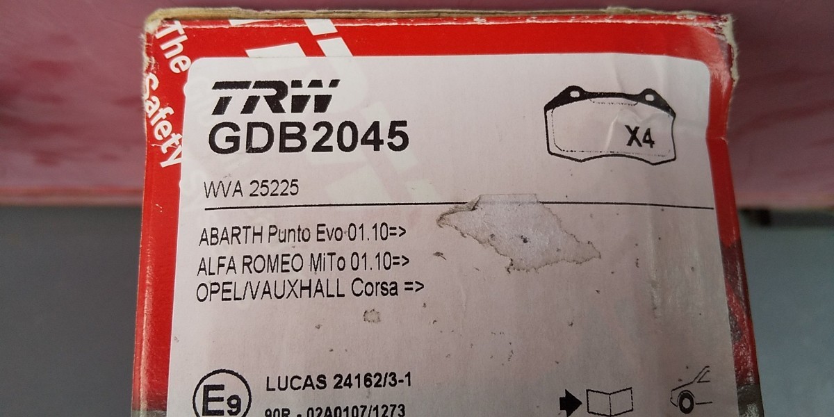 TRW ブレンボキャリパー用 ブレーキパッド ABARTH アバルト 500 595 695 プントABARTH アルファロメオ ミト ブレーキパット_画像4