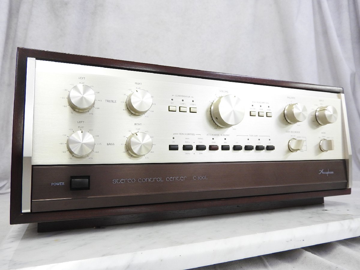☆ Accuphase アキュフェーズ コントロールアンプ プリアンプ C-200L 箱付き ☆中古☆_画像1