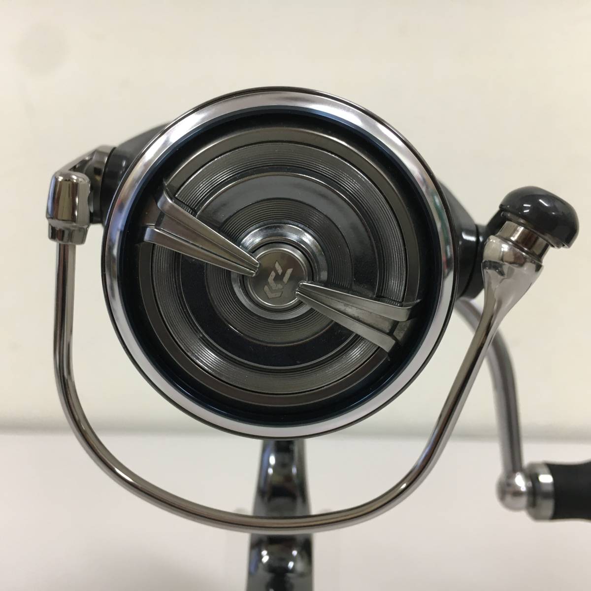 １円スタート ダイワ 18 イグジスト LT4000-CXH DAIWA EXIST 中古※現状販売品_画像3