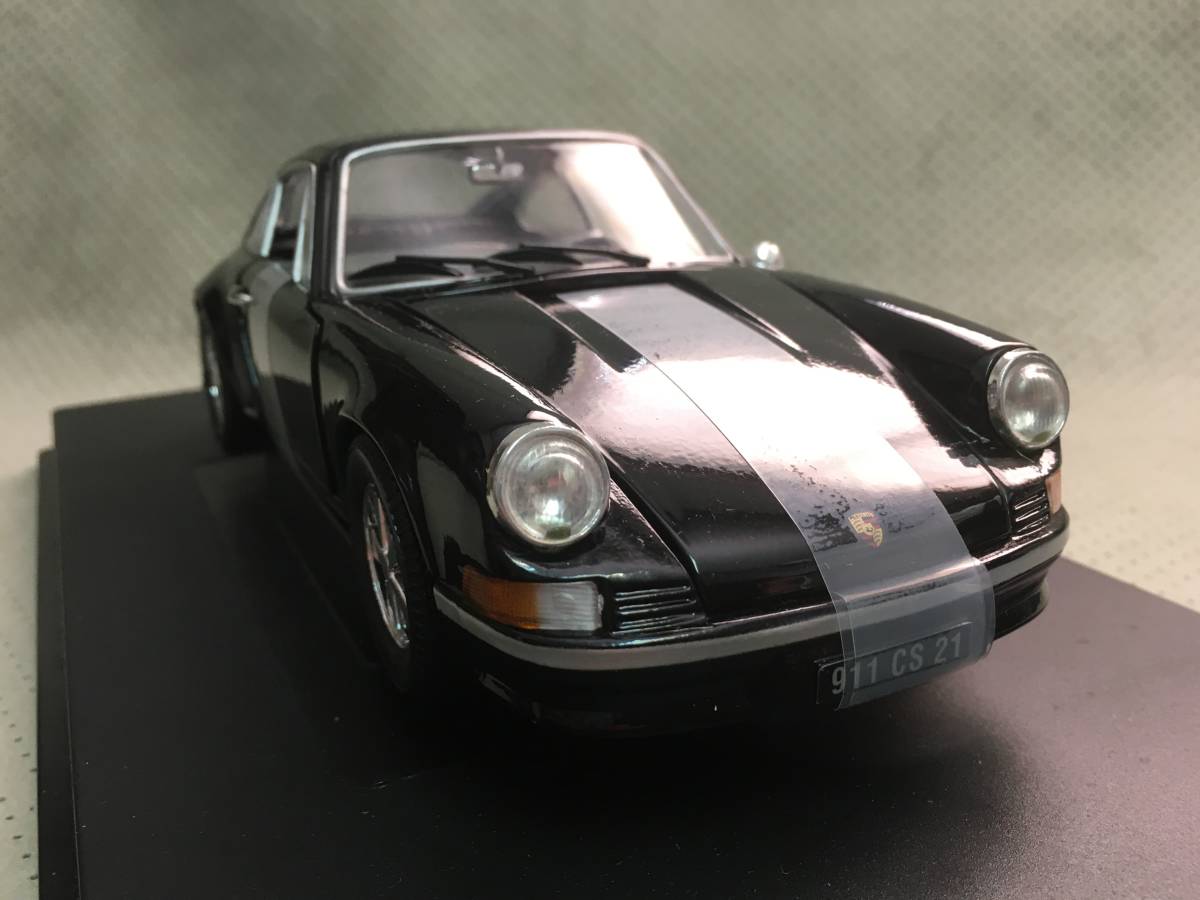 UH 1/18 ポルシェ 911カレラ 2.4 未展示品 _画像1