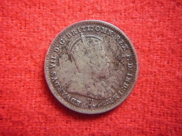 ※世界の銀貨　AUSTRALIA (EDWARDVS VII) THREE PENCE 1910- (.925 silver)　外径約16.20㎜　量目約1.39g　中古並品～_画像2