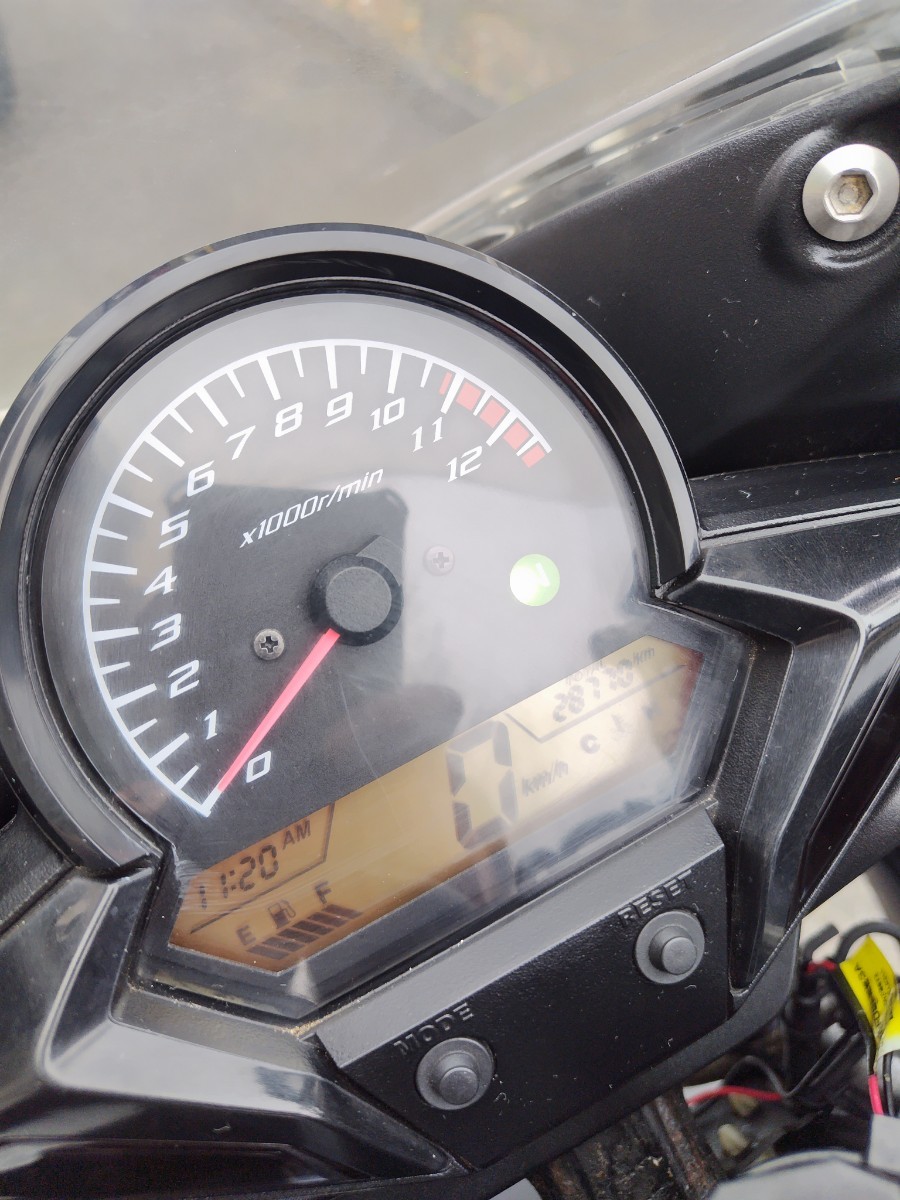 CBR125R JC50　走行距離28800km　原付二種　YZF GSX_メーター類は正常に作動してます。