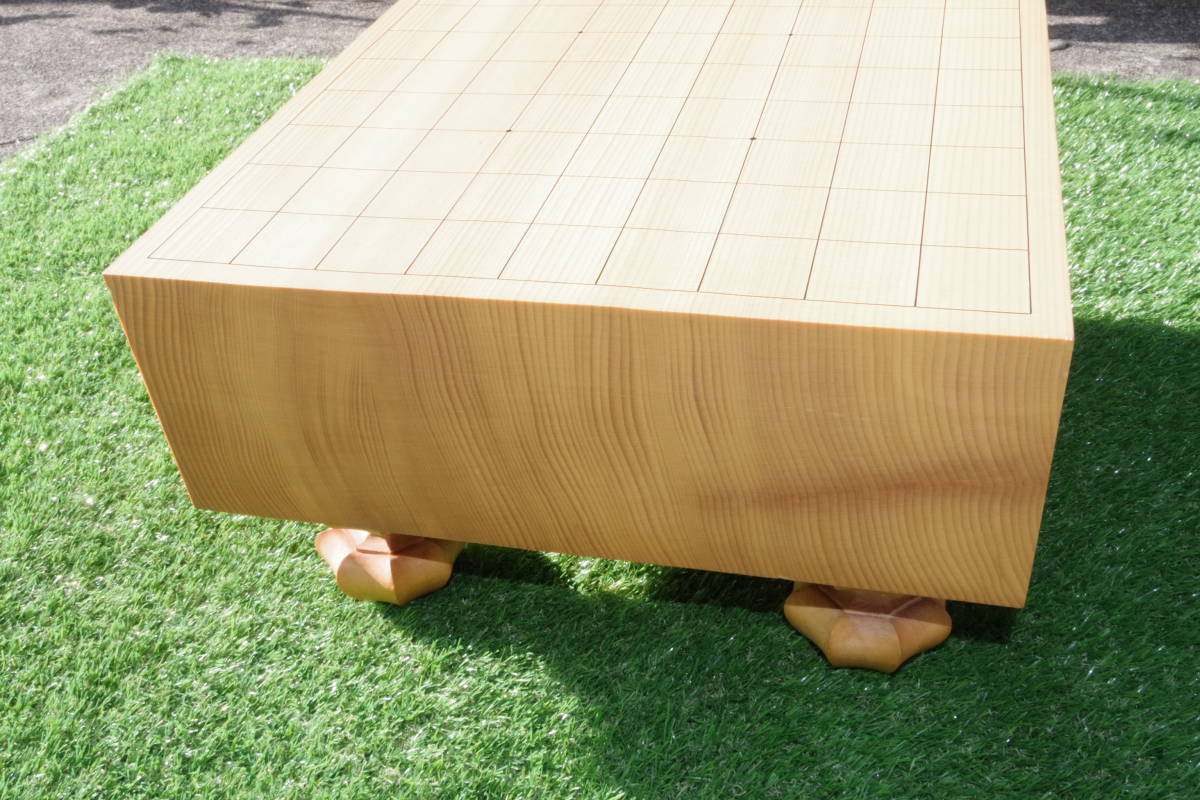☆ 本榧? ☆ 将棋盤 足付き ☆ 本榧? ☆ 将棋盤 足付き