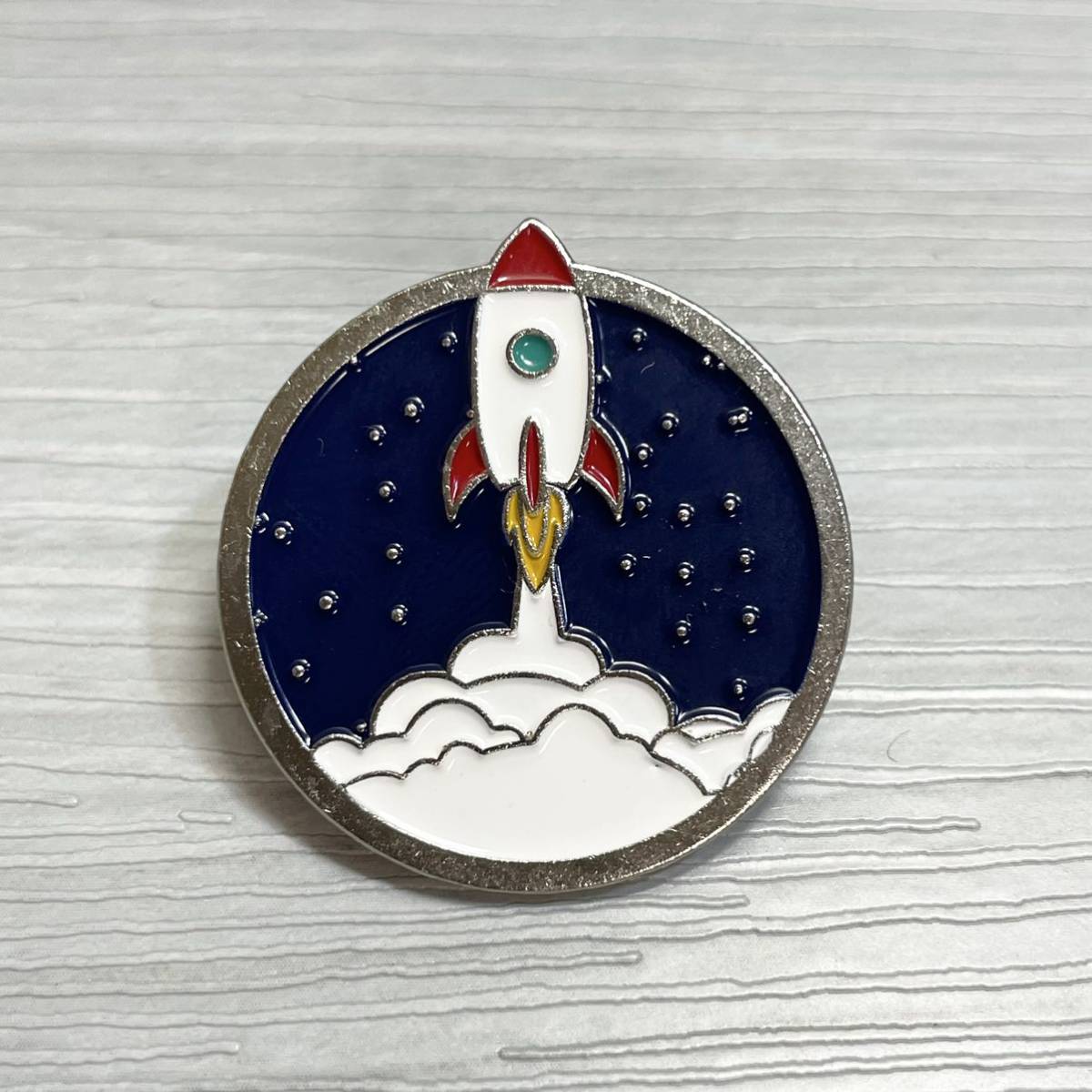 【ピンバッジ】ロケット 発射 Rocket_画像1