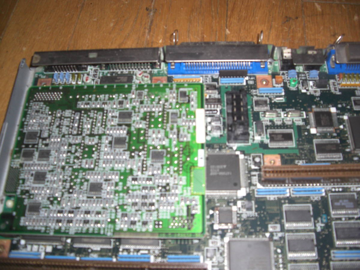 PC-9821AP/U2,.PC-9801BA3/U2.のマザーボードのみ　ジャンク品_画像3