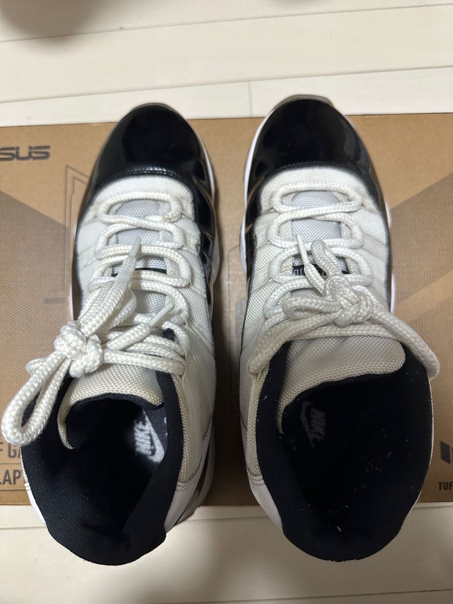 中古 NIKE AIR JORDAN 11 RETRO "CONCORD"