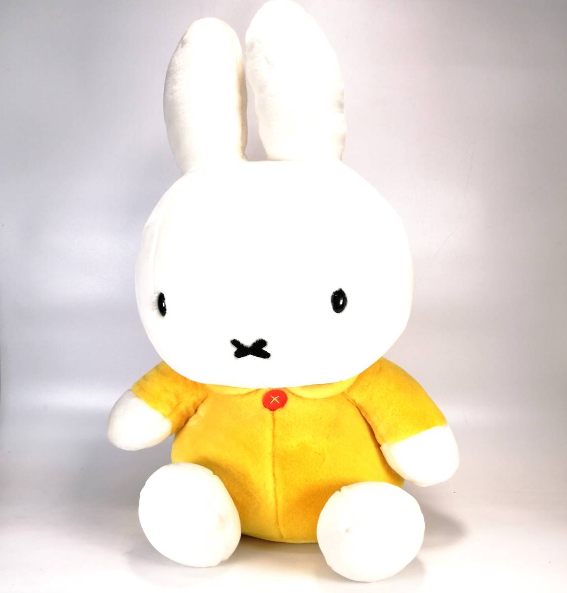 miffy ぬいぐるみ 約70㎝ 特大 大 BIG お座り 黄色 ジャンボ ミッフィー セキグチ Dick Brunaの画像1