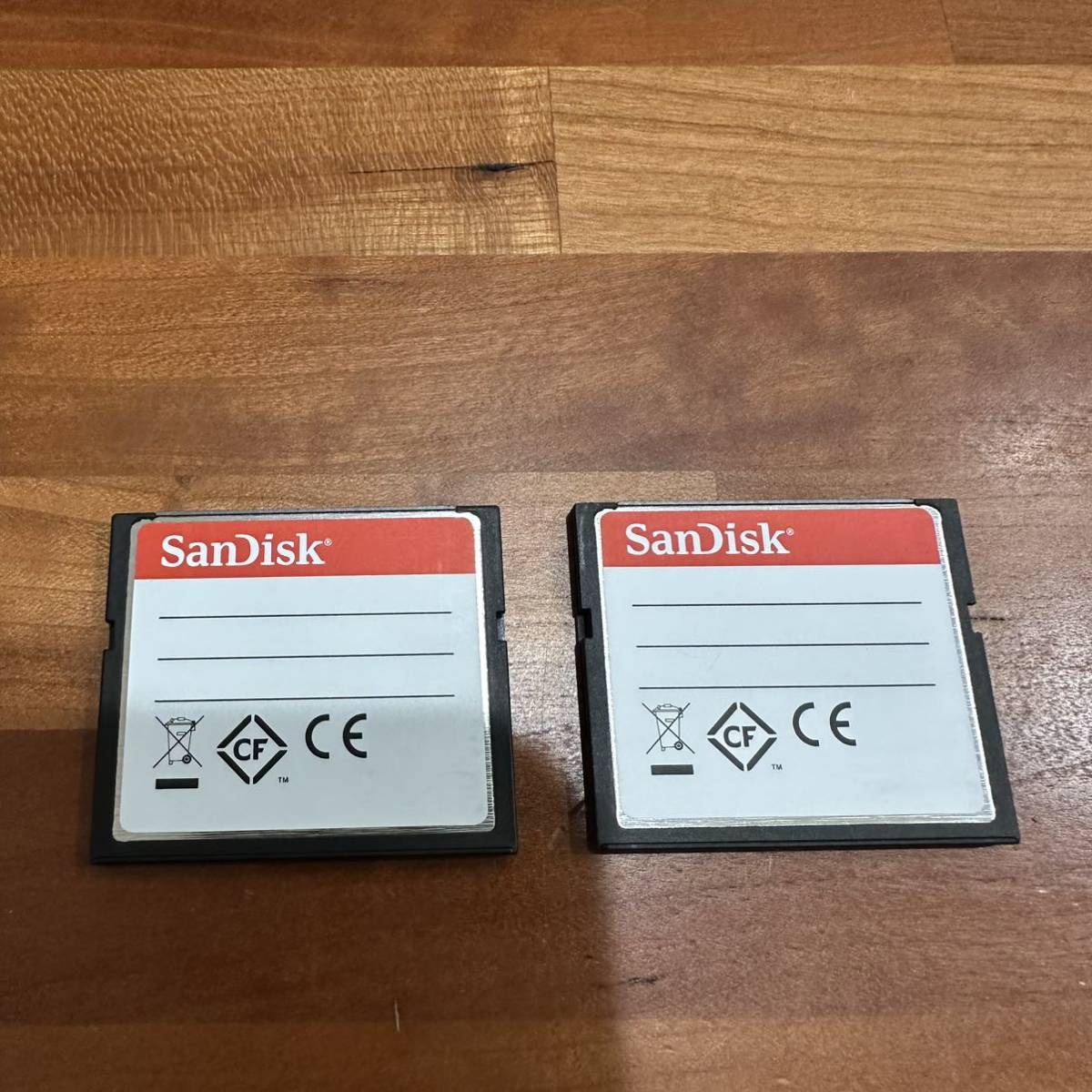 中古品 SanDisk Extreme CFカード(コンパクトフラッシュ) 32GB UDMA7 120MB/s 2個_画像2