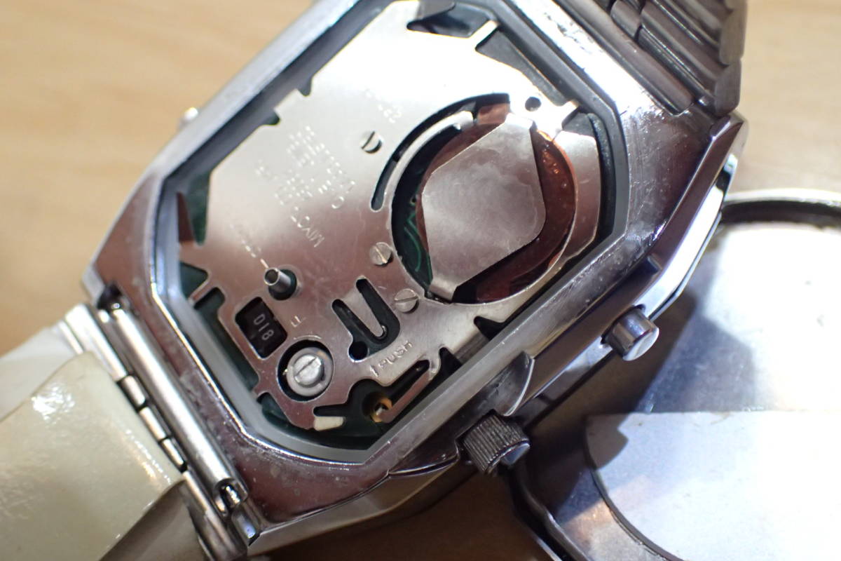 タグ付き未使用 デッドストック ◆ シチズン ベガ/VEGA アナデジ　コンビ メンズ腕時計_画像3