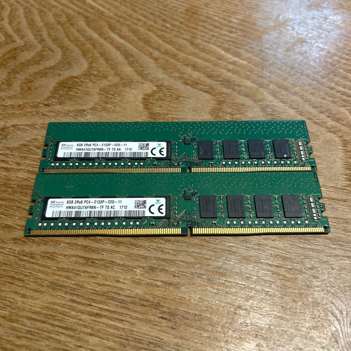 SK hynix メモリー 8GB 2R×8 PC4-2133P 2枚まとめて 合計16gb メモリー　サーバー　DDR4_画像1