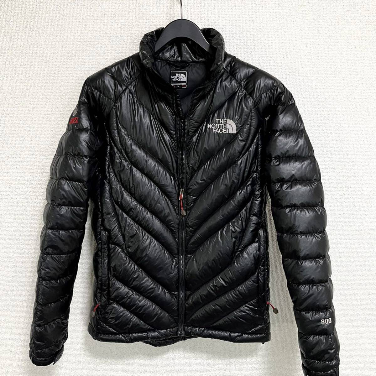 美品特価! ノースフェイス サミットシリーズ ダウンジャケット レディースM 黒 THE NORTH FACE ロゴ刺繍 ブラック ヌプシ バルトロライト_画像6