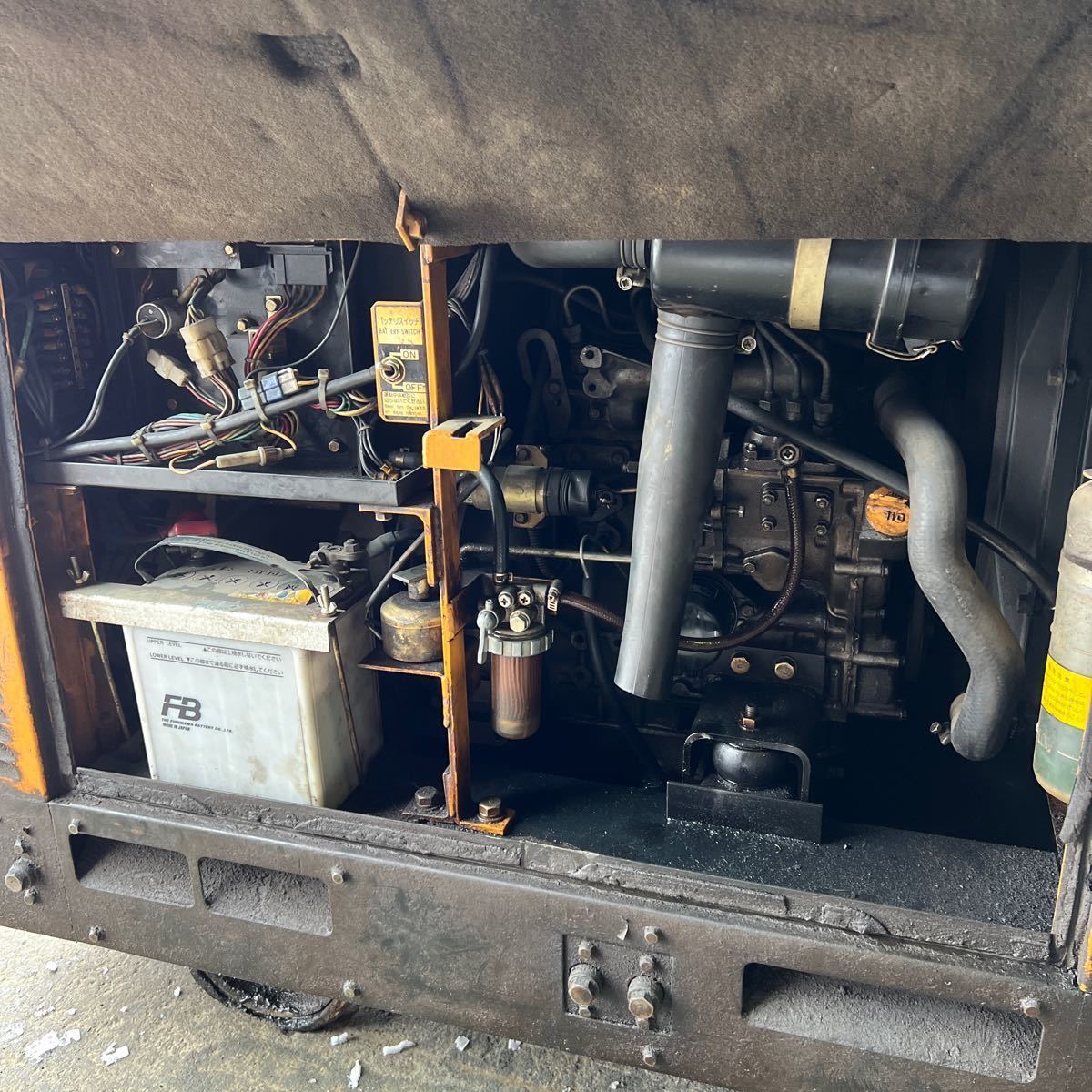 ☆道東発☆コマツKW-280ディーゼル 溶接機 発電機 ウェルダー ☆道東発☆コマツKW-280ディーゼル 溶接機 発電機 ウェルダー