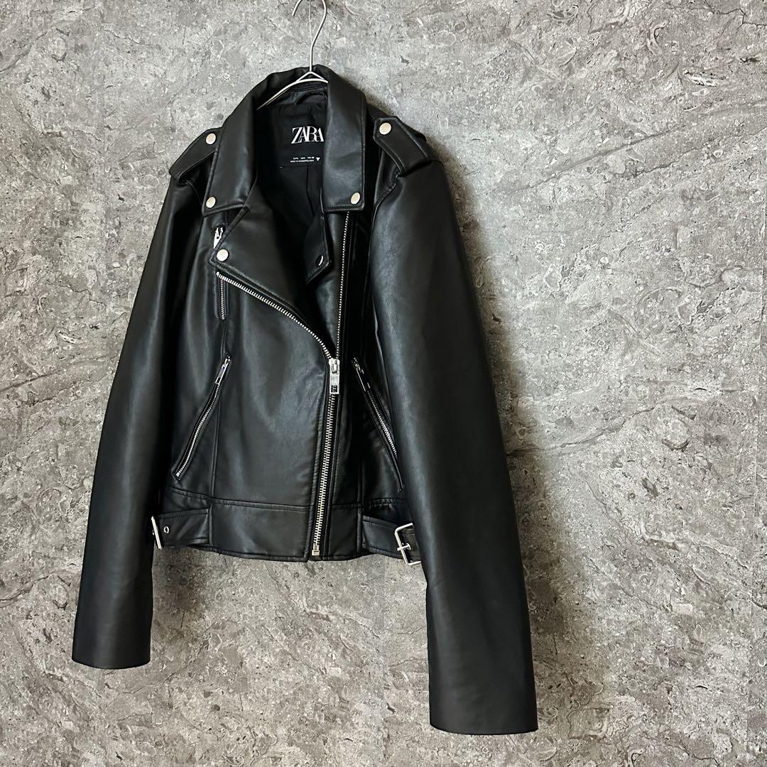 極美品 ZARA ザラ レディス エコレザー ダブルライダースジャケット ブラック黒 Lサイズ_画像2