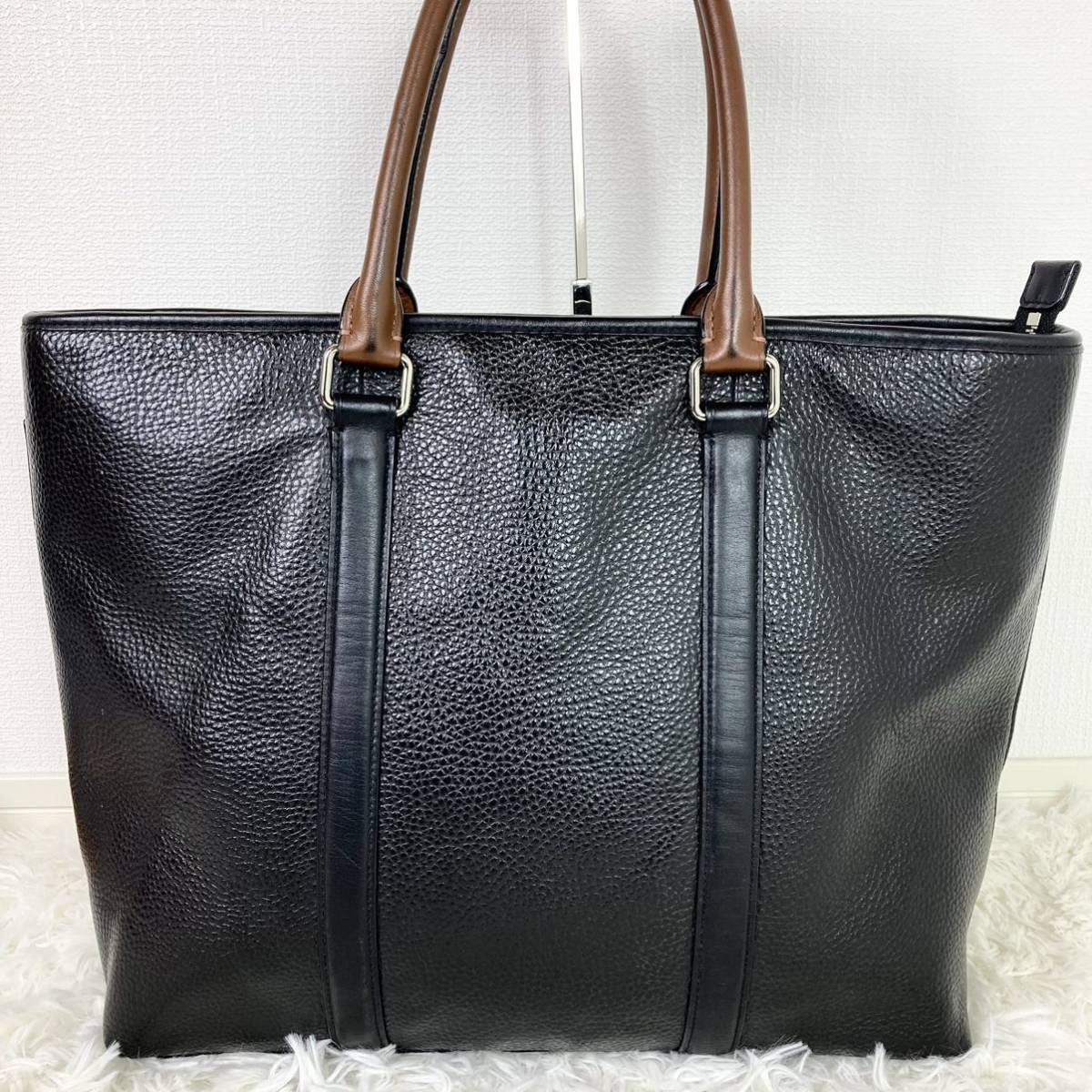 1円【美品 定価10万】 COACH コーチ メトロポリタン ビジネスバッグ トートバッグ シボ革 レザー 大容量 A4◎ 肩掛け◎ メンズ 黒_画像3