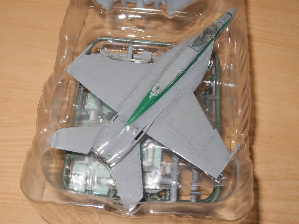 1/144 F/A-18E スーパーホーネット VFA-195 第195戦闘攻撃飛行隊 ダムバスターズ CAG機 2016 スーパーホーネットファミリー2 エフトイズ_画像5