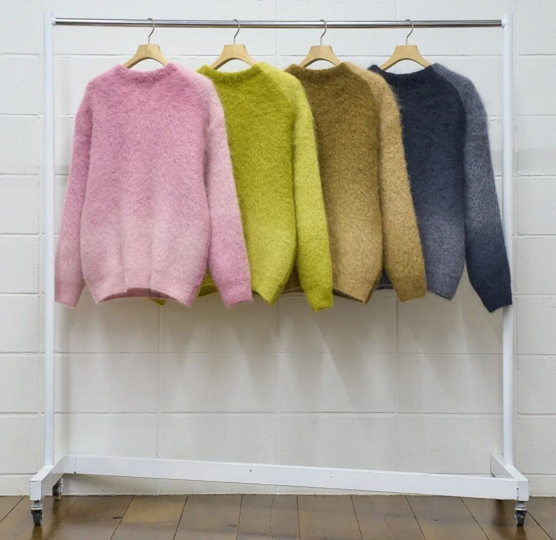 UNUSED アンユーズド Gradation mohair cardigan US2376 MUSTARD 　2 　カーディガン　ニット_画像5