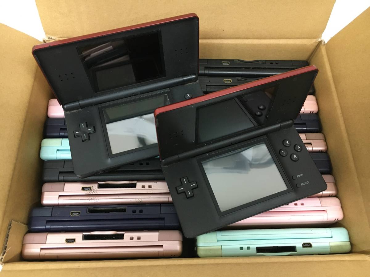 Nintendo DS Lite 本体 約20台セット 任天堂 まとめ売り 大量 動作未確認 ジャンク ニンテンドー DS ライト【z2-499/0/0】_画像2