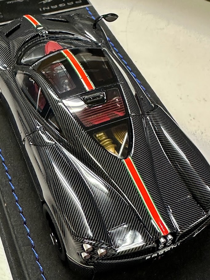 1/43 Peako Pagani Huayra Full Carbon　パガーニ　ウライア　フルカーボン_画像4