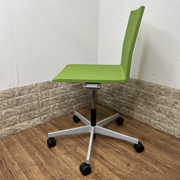 【美品】ヴィトラ　ゼロフォー　vitra. 04　オフィスチェア　アームチェア　椅子　イス　チェア　キャスターチェア　　1_画像2