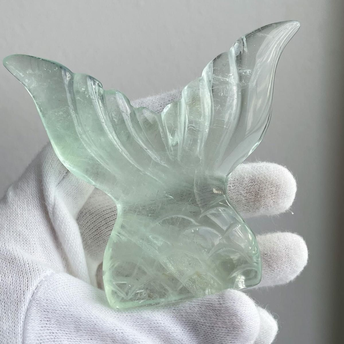 世界的に有名な ミントグリーンフローライトの人魚しっぽ マーメイドテイル 置物
