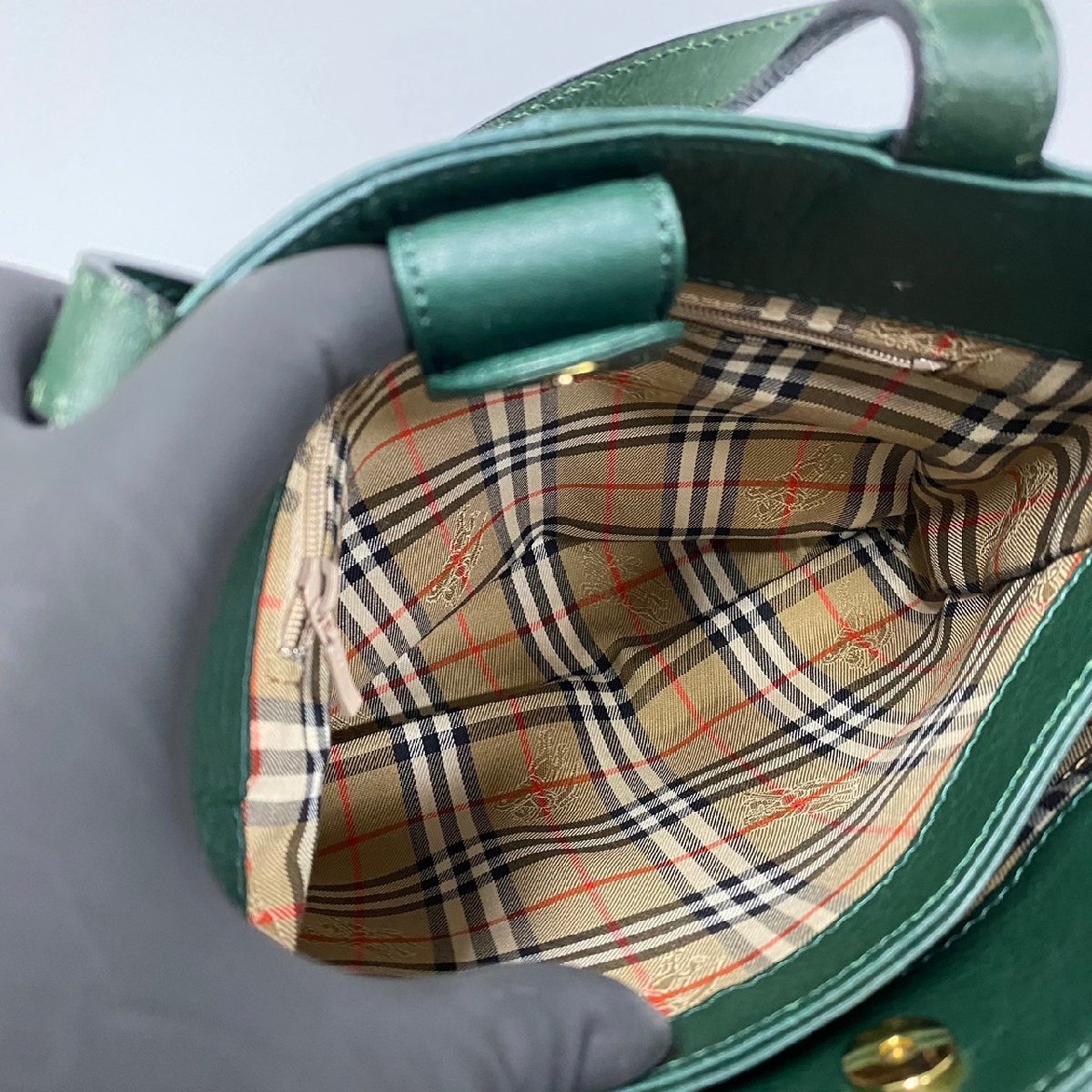 美品 希少品 BURBERRY バーバリーズ バーバリー ノバチェック ロゴ 金具 レザー 本革 ハンドバッグ ミニ トートバッグ グリーン 緑 40821_画像10