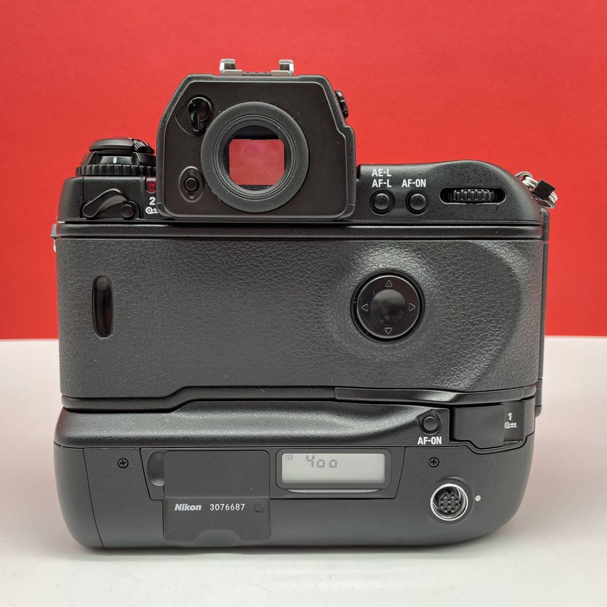 Nikon F5 完動美品 防湿庫保管で最近まで使用 おまけ多数 Yahoo!オークション - 防湿庫保管品 未使用 Nikon F5 フィルム