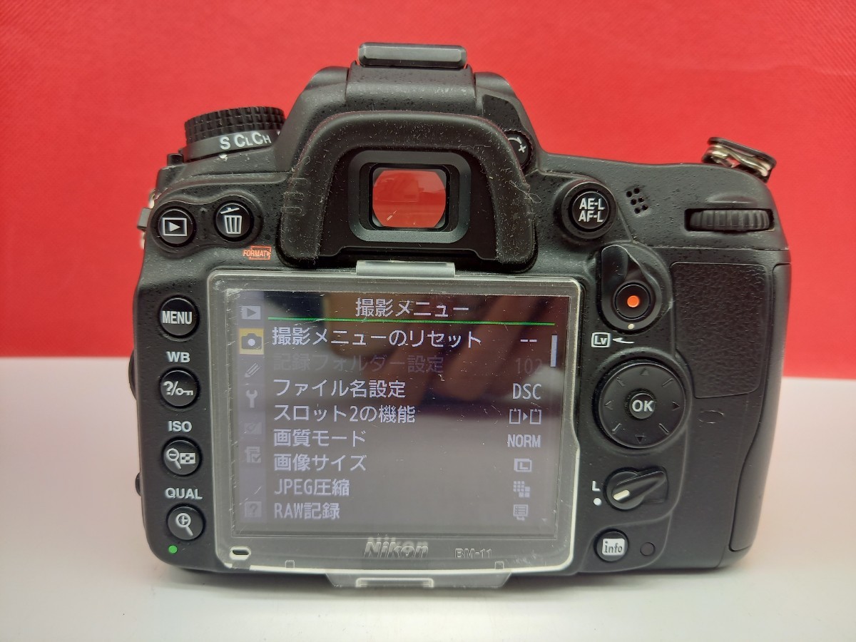 ■ Nikon D7000 デジタル一眼レフカメラ ボディ 動作確認済 シャッターOK バッテリー 充電器 付属品 ニコン_画像3