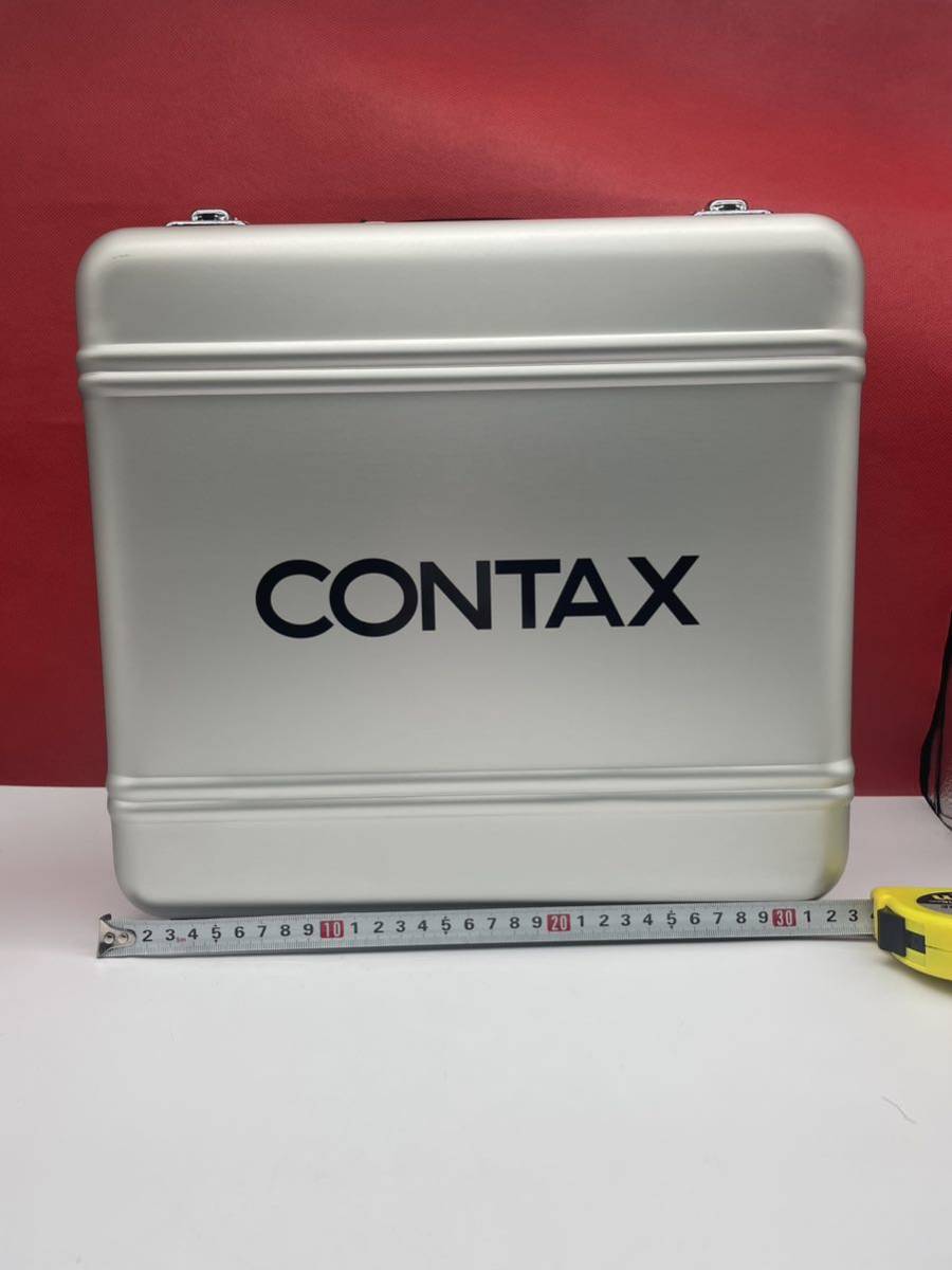 ＊ CONTAX アルミケース ハードケース カメラ レンズ カメラ用品 約32×30×13 鍵付き コンタックス_画像1