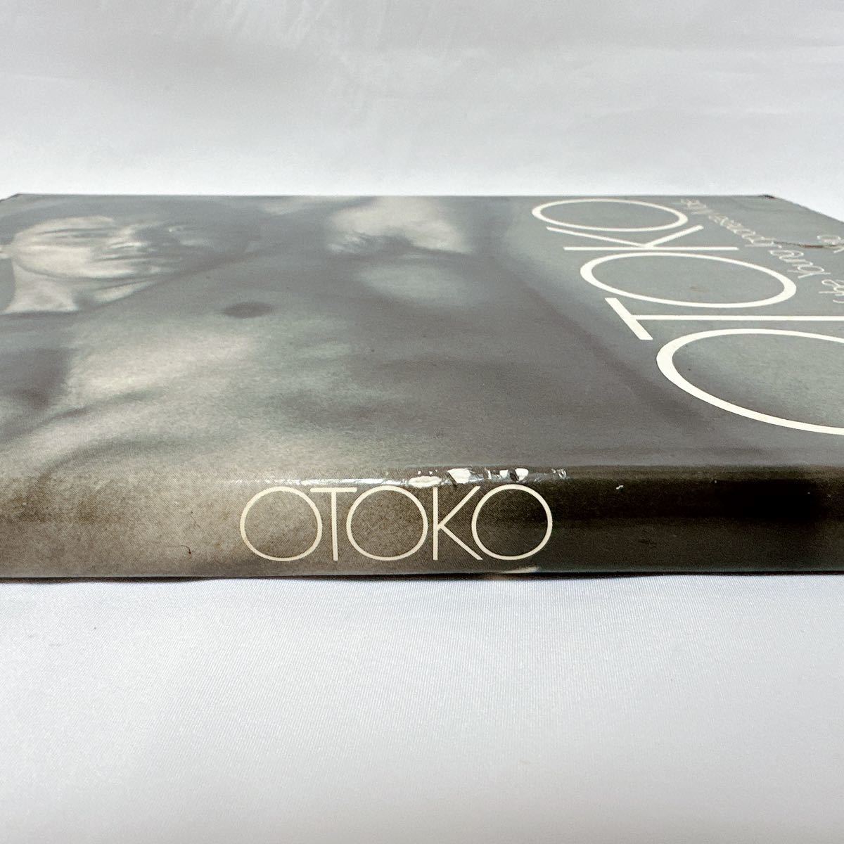 Bibian 比比昂- 希少矢頭保写真集「OTOKO」 1972年初版Tamotsu Bibian 比比昂- 希少矢頭保写真集「OTOKO」 1972年初版Tamotsu