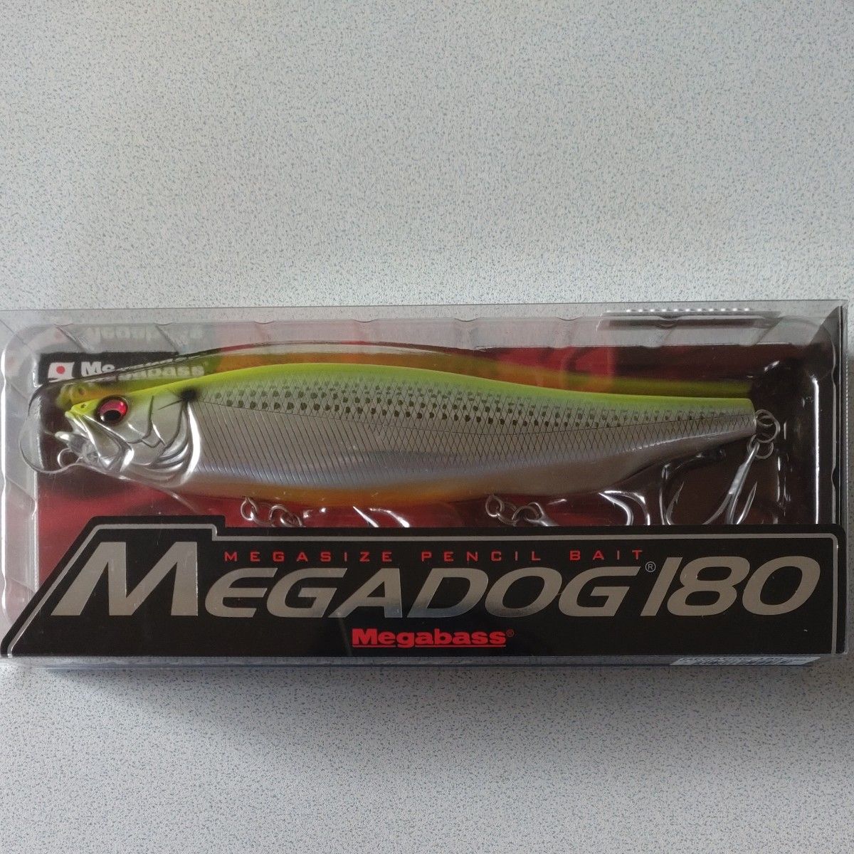 未使用品　MEGADOG(メガドッグ) 180 M チャートバックコノシロ