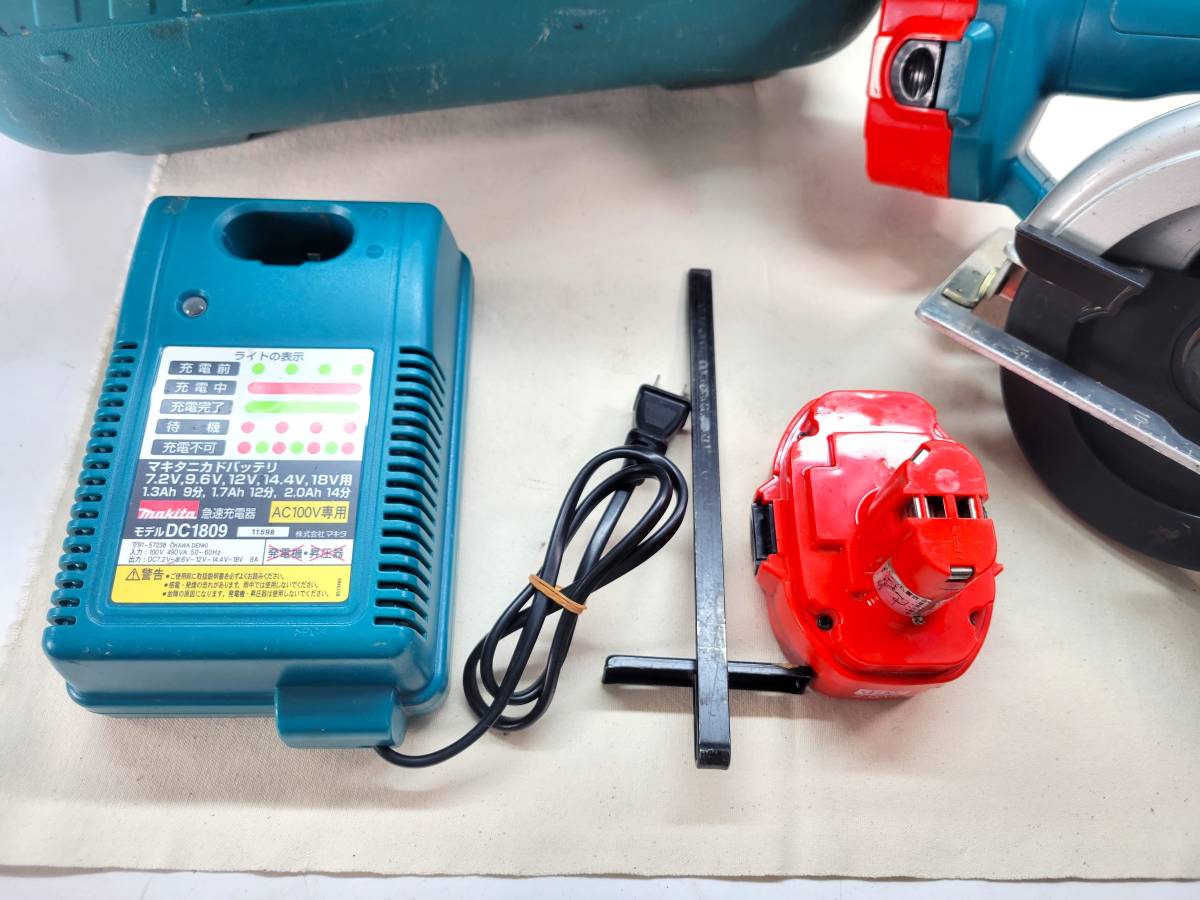 【中古良品】MAKITA マキタ 165ｍｍ充電式マルノコ　DC18V モデル5621D　充電器＆ケース＆バッテリー２個付き