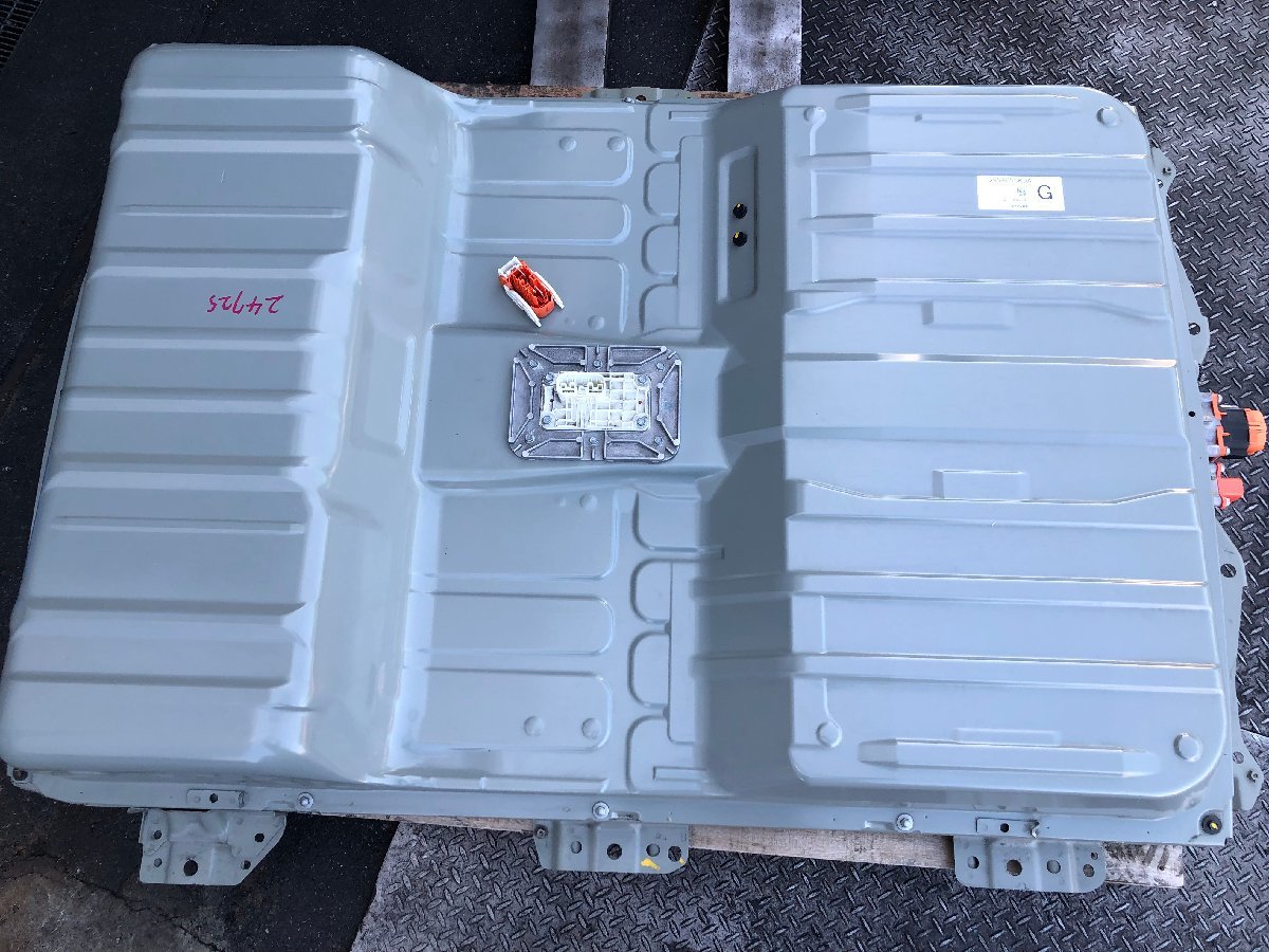  Nissan leaf ZAA-ZE1 Hybrid battery HV used junk 24725