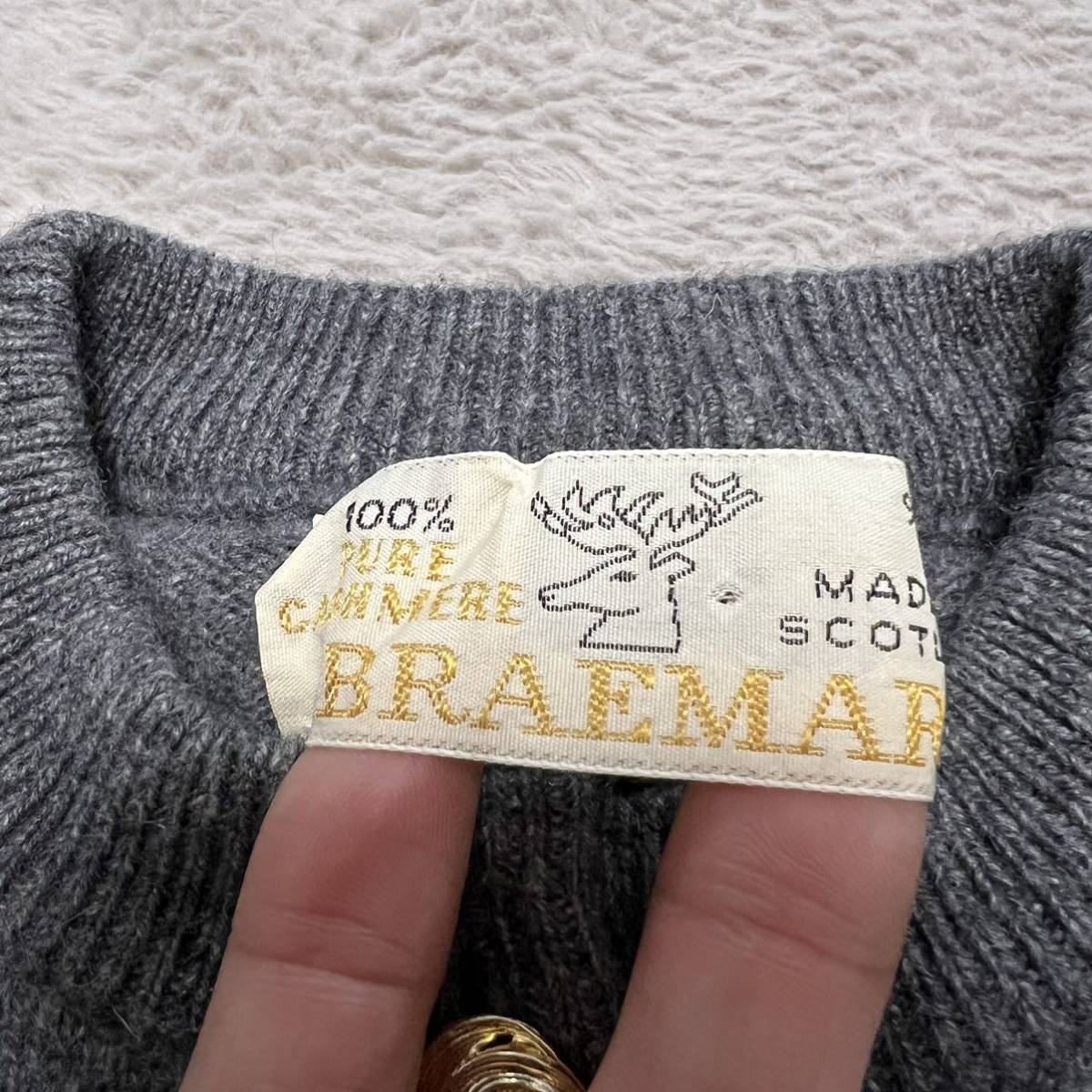 ★カシミア100%★ BRAEMAR スコットランド製 カシミヤ ニット カーディガン グレー系 レディース 金ボタン 英国製 サイズ36 長袖 R-5452_画像4