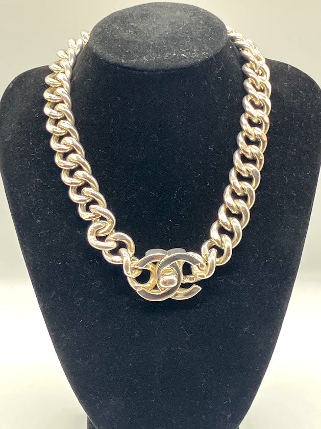ITJ6Q8D3EZU0】CHANEL シャネル ヴィンテージ 96P ターンロック ITJ6Q8D3EZU0】CHANEL シャネル ヴィンテージ 96P ターンロック