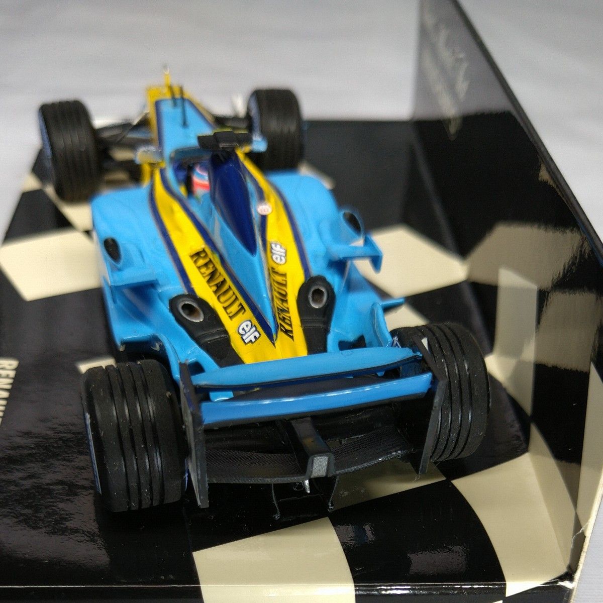 ミニカー 1/43 ミニチャンプス RENAULT F1 TEAM  R23 J.TRULLI