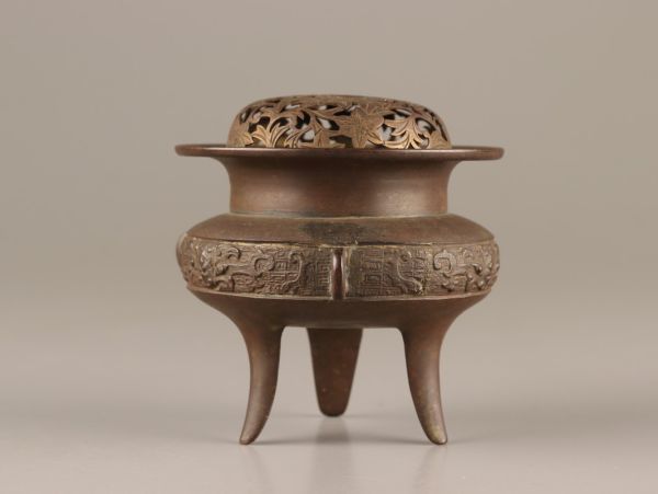 中国古玩 唐物 古銅造 饕餮文 香炉 時代物 極上品 初だし品 C4017の画像4