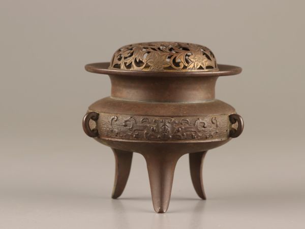 中国古玩 唐物 古銅造 饕餮文 香炉 時代物 極上品 初だし品 C4017の画像2