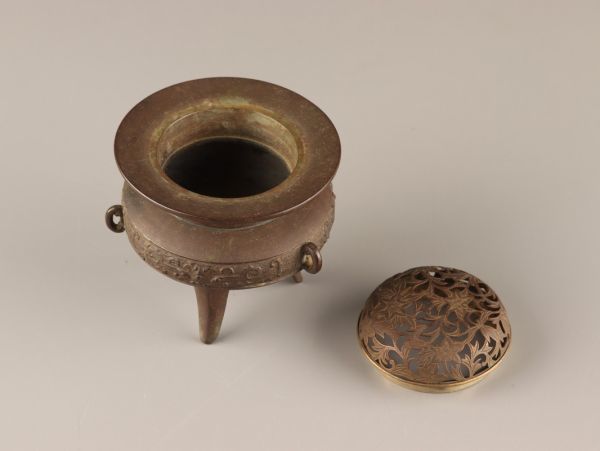 中国古玩 唐物 古銅造 饕餮文 香炉 時代物 極上品 初だし品 C4017の画像8