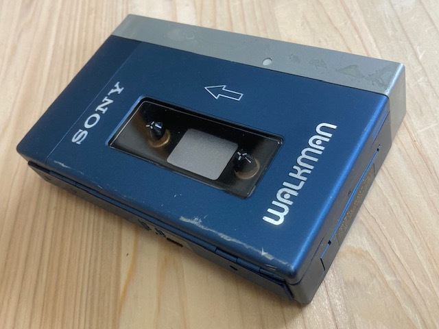 即決【整備済完動品】SONY WALKMAN TPS-L2 初代ウォークマン 高音質調整仕上げ 後期タイプ_画像5