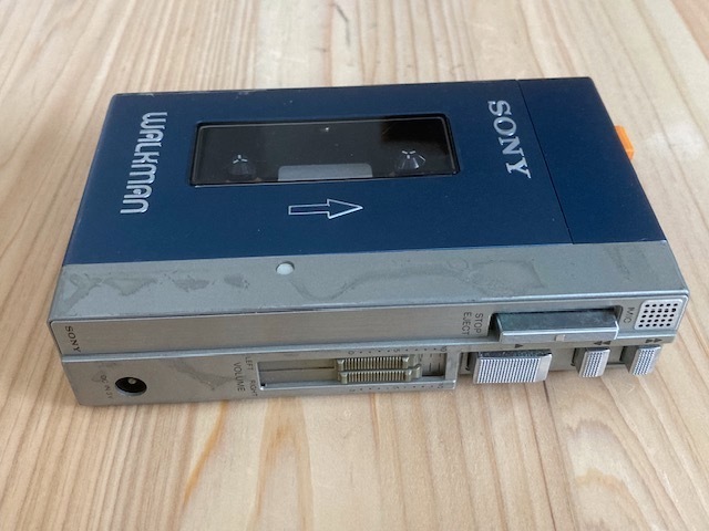 即決【整備済完動品】SONY WALKMAN TPS-L2 初代ウォークマン 高音質調整仕上げ 後期タイプ_画像6