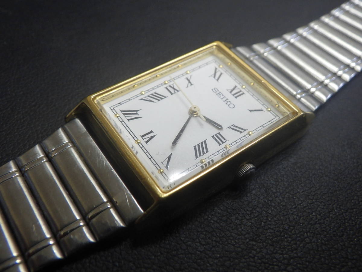 セイコー 腕時計 V701-5E10 クオーツ メンズ SEIKOの画像1