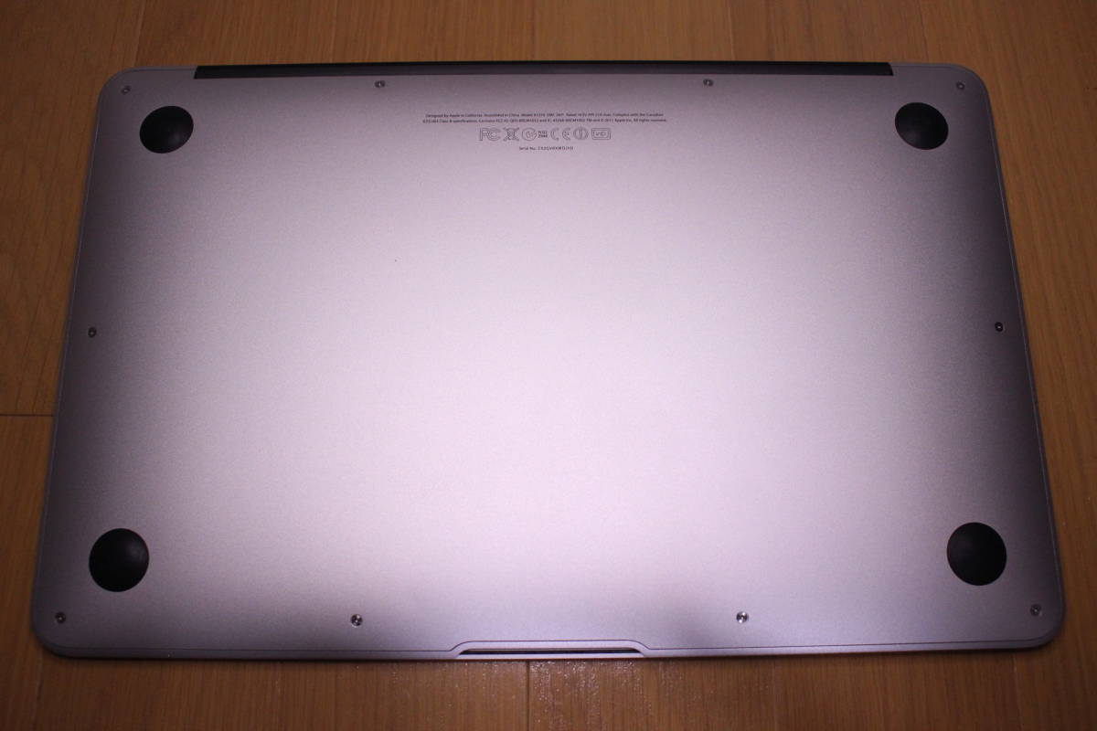 MacBook Air ［MC969J/A］ Mid 2011モデル 11インチ A1370 Core i5 1.6GHz メモリ4GB SSD128GB_画像8